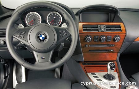 BMW M6 BASE GRADE