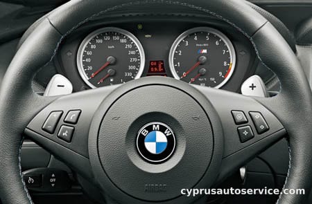 BMW M6 BASE GRADE