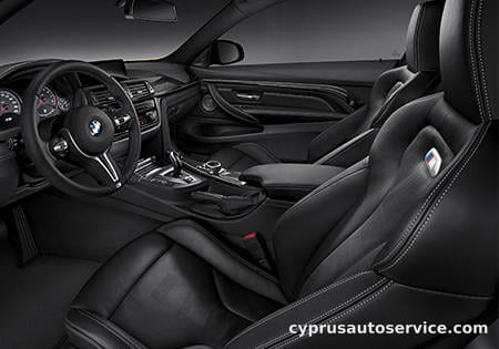BMW M4 COUPE