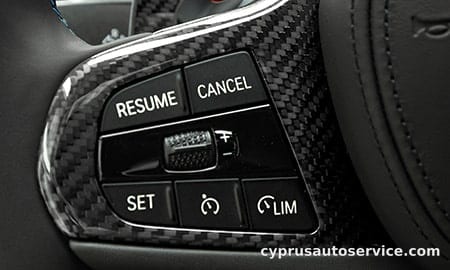 BMW M4 COUPE