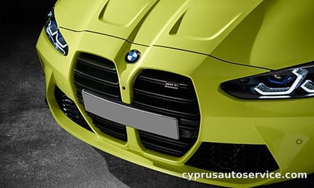 BMW M4 COUPE