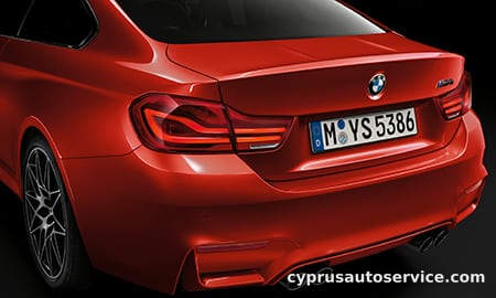 BMW M4 COUPE