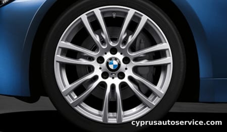BMW 3 SERIES 328i TOURING LUXURY