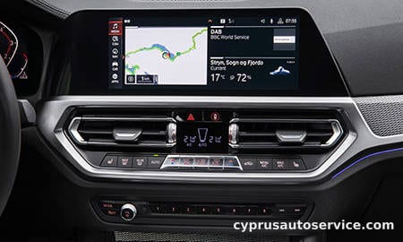 BMW 3 SERIES 320i