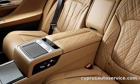 BMW 7 SERIES 740i LUXURY