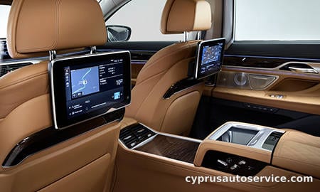 BMW 7 SERIES 740i LUXURY