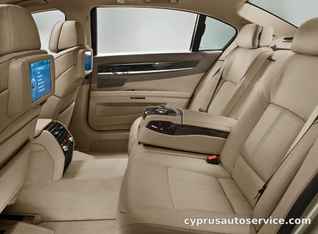 BMW 7 SERIES 740i