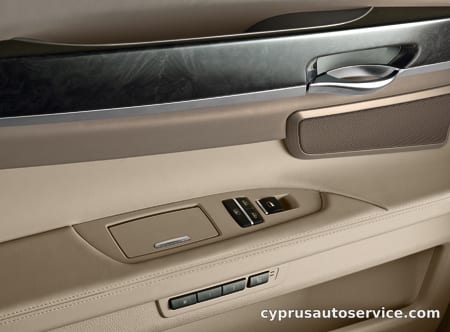 BMW 7 SERIES 740i