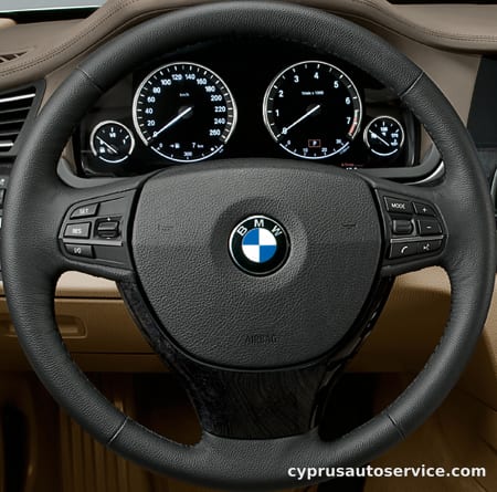 BMW 7 SERIES 740i