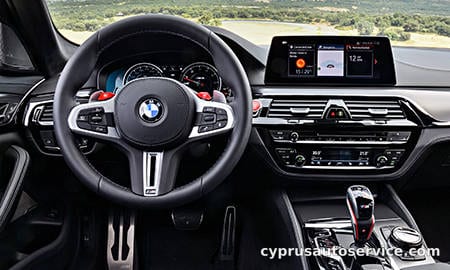 BMW M5 COMPETITION