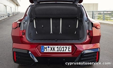 BMW iX2 X DRIVE 30 M SPORT