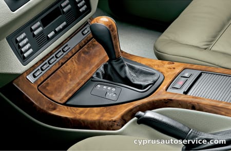 BMW X5 4.8IS