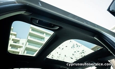 MERCEDES BENZ EQA 250