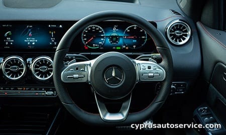 MERCEDES BENZ EQA 250