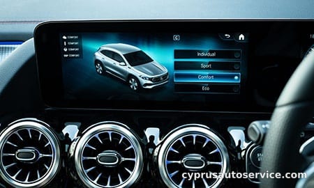 MERCEDES BENZ EQA 250