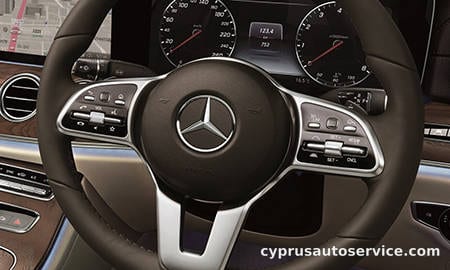 MERCEDES BENZ ECLASS STATIONWAGON E220D STATIONWAGON AVANTGARDE