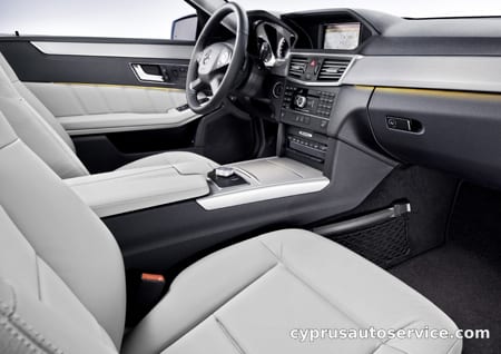 MERCEDES BENZ ECLASS STATIONWAGON E350 4MATIC STATIONWAGON AVANTGARDE