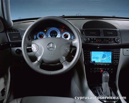 MERCEDES BENZ ECLASS STATIONWAGON E320 4MATIC STATIONWAGON AVANTGARDE