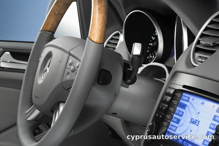 MERCEDES BENZ GLCLASS GL550 4MATIC