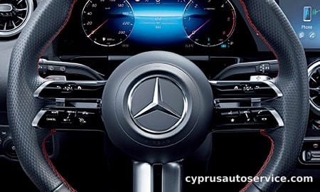 MERCEDES BENZ GLACLASS GLA180