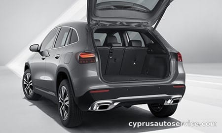 MERCEDES BENZ GLACLASS GLA180