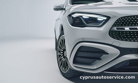 MERCEDES BENZ GLACLASS GLA180