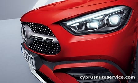 MERCEDES BENZ GLACLASS GLA180
