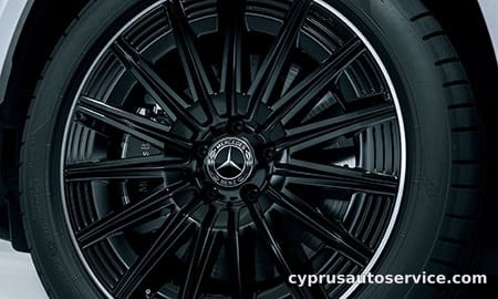 MERCEDES BENZ GLACLASS GLA180 URBAN STARS