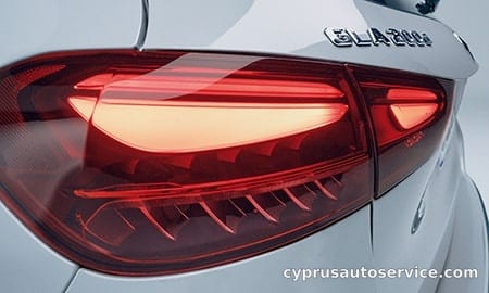 MERCEDES BENZ GLACLASS GLA180 URBAN STARS