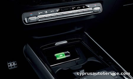 MERCEDES BENZ GLACLASS GLA200D 4MATIC