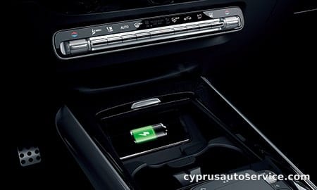 MERCEDES BENZ GLACLASS GLA200D 4MATIC
