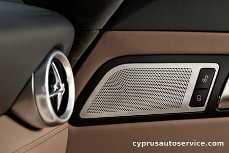 MERCEDES BENZ SLS AMG BASE GRADE