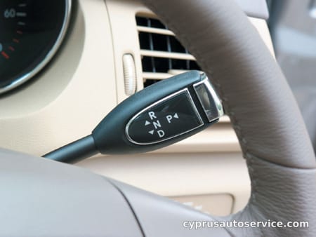 MERCEDES BENZ RCLASS R500 4MATIC