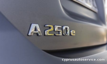 MERCEDES BENZ ACLASS A250E