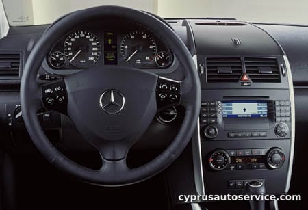 MERCEDES BENZ ACLASS A200 TURBO AVANTGARDE