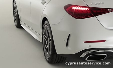 MERCEDES BENZ CCLASS C200 4MATIC AVANTGARDE