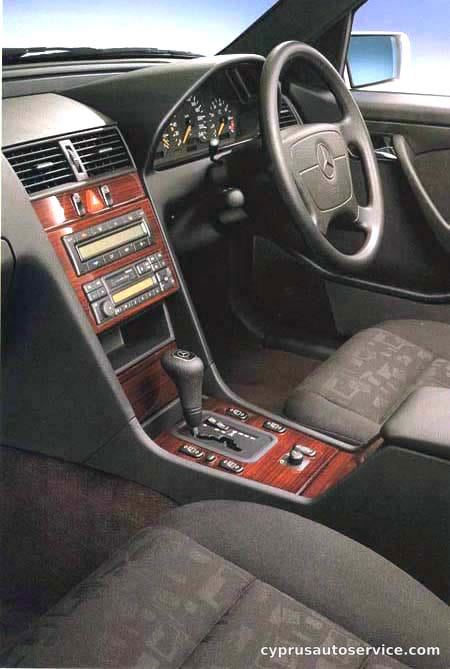 MERCEDES BENZ CCLASS C240