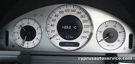 MERCEDES BENZ ECLASS E300 AVANTGARDE S