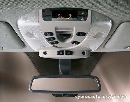MERCEDES BENZ VCLASS V350 AMBIENTE