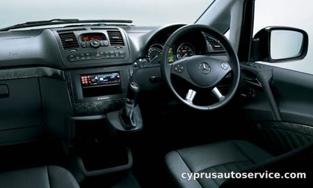 MERCEDES BENZ VCLASS V350 AMBIENTE