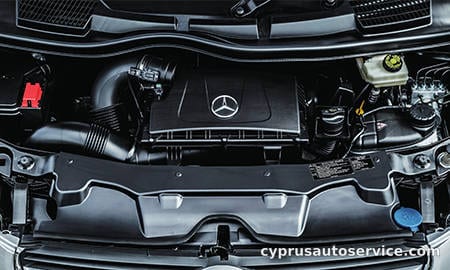 MERCEDES BENZ VCLASS V220D TREND