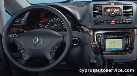 MERCEDES BENZ VCLASS V350 TREND
