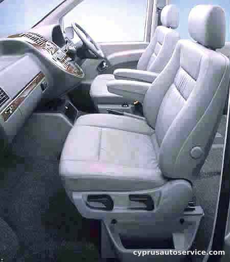 MERCEDES BENZ VCLASS V230