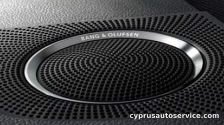 AUDI Q5 HYBRID BASE GRADE