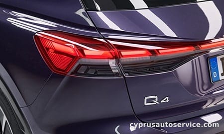 AUDI Q4 ETRON 45 E-TRON S LINE