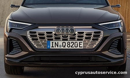 AUDI Q8 SPORTBACK ETRON 55 E-TRON QUATTRO S LINE