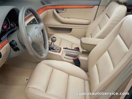 AUDI A4 AVANT 2.4SE
