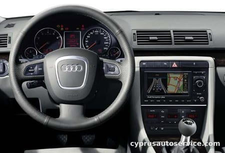 AUDI A4 AVANT 3.2 FSI QUATTRO