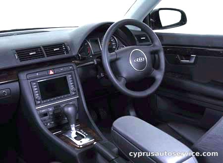 AUDI A4 AVANT 2.0
