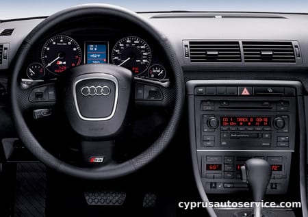 AUDI S4 AVANT BASE GRADE